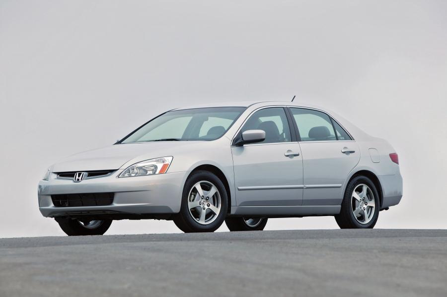  Honda Accord Hybrid America 2005 года  (фото 48 из 69)